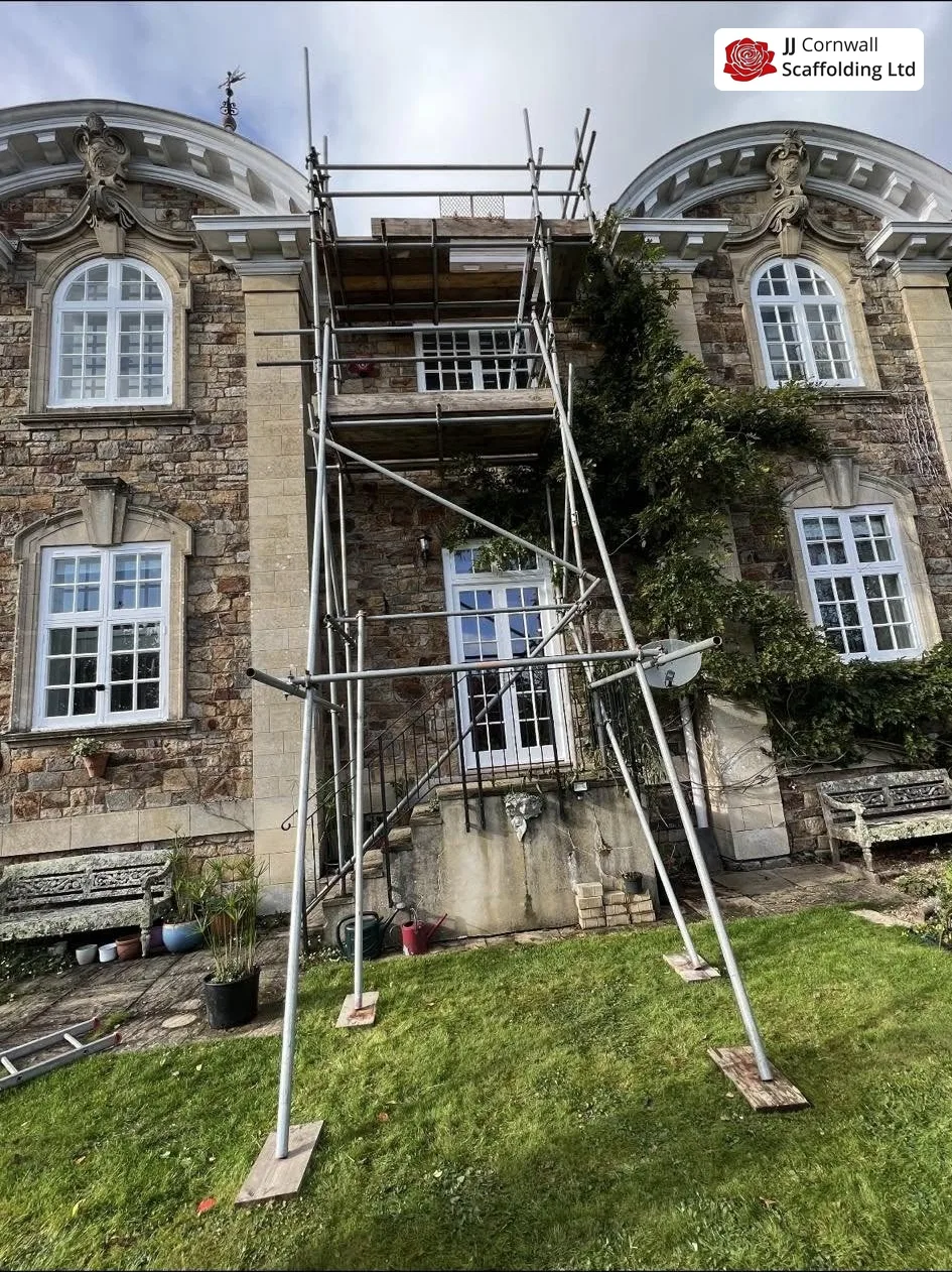 Tied scaffold on a Cornish property, built to TG20